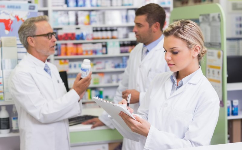 Criză de farmaciști în România. În 15 județe e numai 1 la 1.500 de locuitori. Cei mai mulți trag spre Cluj și marile centre universitare