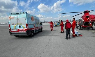 Fetiță din România, accidentată GRAV la schi în Bulgaria. A fost adusă în țară cu un elicopter SMURD