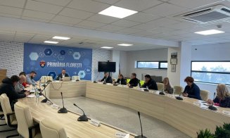 Primarul Pivariu, ședință cu reprezentanții Supercom. Ce se va schimba în Florești