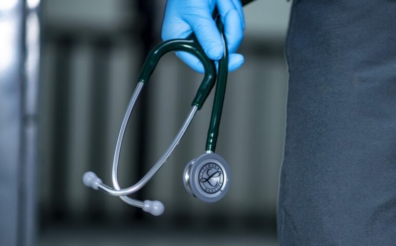 Rafila: Am observat că fenomenul migraţiei a mai scăzut. Sper ca până în 2030 să rezolvăm problemele cu resursa umană din sănătate