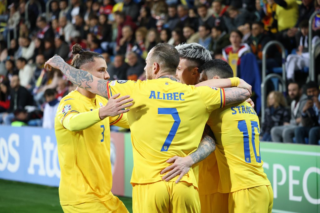 România se pregătește de un nou meci în preliminariile EURO 2024. Care e palmaresul "tricolorilor" cu Belarus