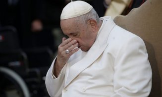 Papa Francisc, internat într-un spital din Roma. Suveranul pontif ar avea o infecţie respiratorie