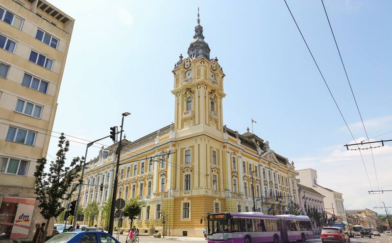 Ce salarii sunt în Primăria Cluj-Napoca. VEZI sumele lunare + Cât căștigă primarul Emil Boc