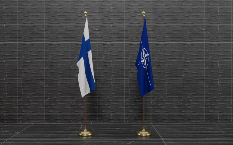 Finlanda intră în NATO după ani de neutralitate. Turcia și Ungaria și-au dat în final acordul