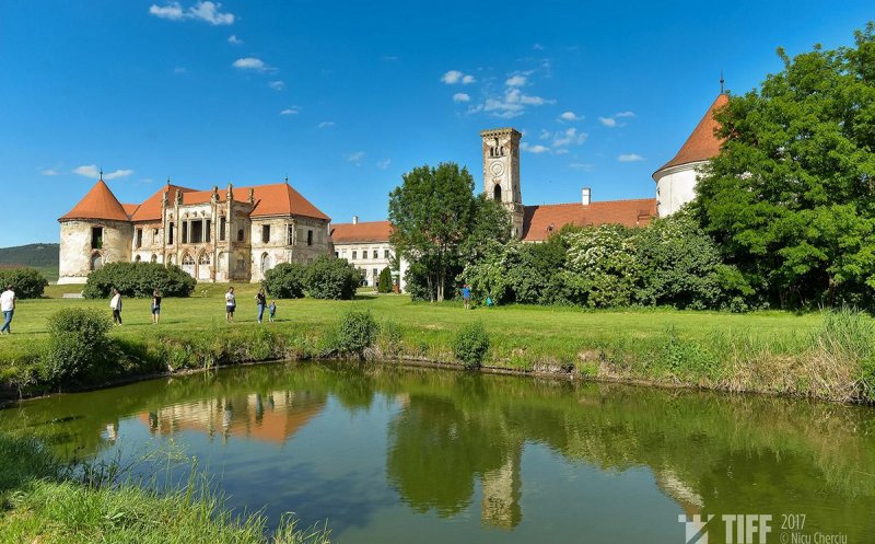 Castelul din Cluj, casă pentru un faimos festival de muzică, ar fi bântuit. Legenda grăjdarului sedus