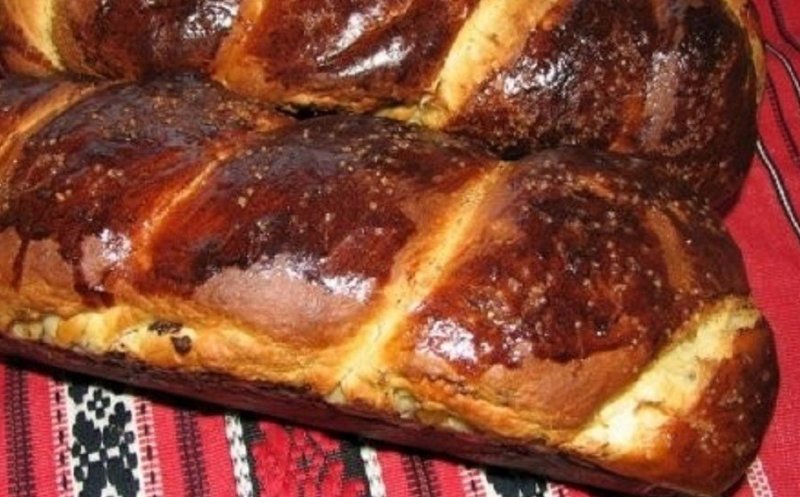 Rețeta bunicii. Cum se face cel mai bun cozonac de Paști