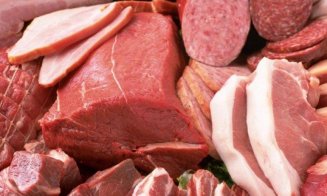 Controale sanitare la Cluj. Amenzi în valoare de 60.000 de euro și peste 100 kg de carne și brânzeturi distruse