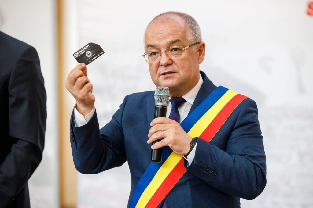 Emil Boc, încântat de calificarea în finala Cupei României: "Mulțumim băieților pentru bucuria pe care au adus-o orașului"