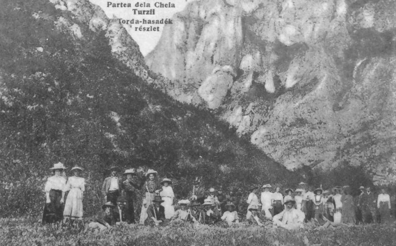 Burghezia, la promenadă în Cheile Turzii