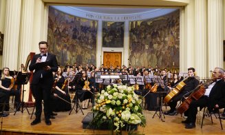 Sala Auditorium Maximum - concert simfonic extraordinar susținut de către corul și orchestra națională a Bisericii Adventiste de Ziua a Șaptea - Glori