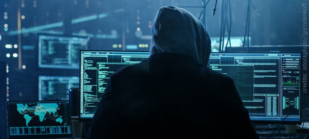 Site-ul Ministerului Educației, spart de hackeri: "Dragi elevi, nu vă mai bateți capul cu școala, e o pierdere de timp"