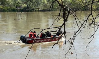 Cadavrul unui copil, găsit pe râul Mureş, în Ungaria. Ar putea fi una dintre victimele dispărute după răsturnarea unei bărci cu 12 oameni