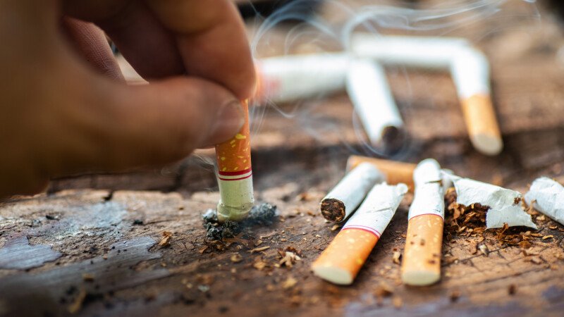 Renunță la țigări înainte de a fi prea târziu! Ce arată un studiu bazat pe datele completate de fumători înainte de a muri de cancer pulmonar