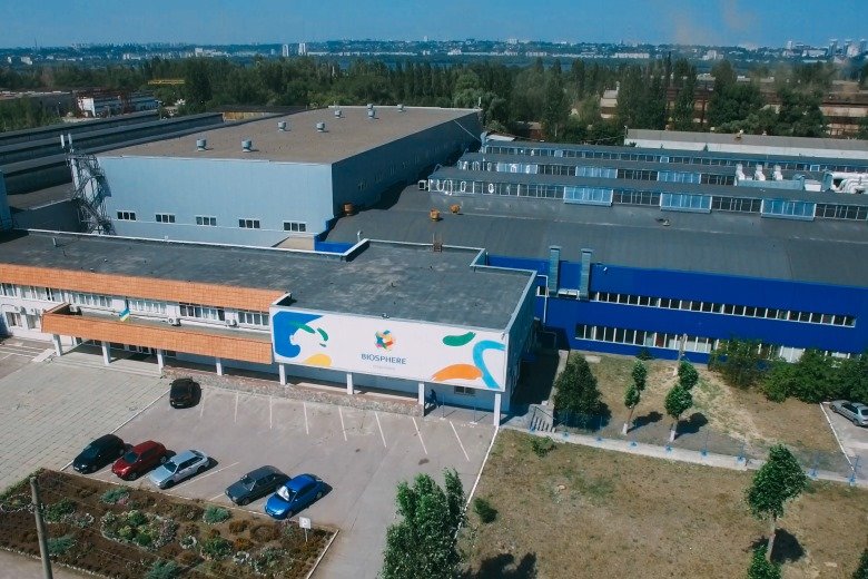 O companie din Ucraina cu afaceri de 250 mil. dolari cumpără o fabrică în România după ce a părăsit Rusia