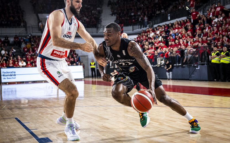 Jalen Jones, motivat după înfrângerea din primul joc al finalei: "Vom analiza unde am greșit și vom fi gata de meciul II"