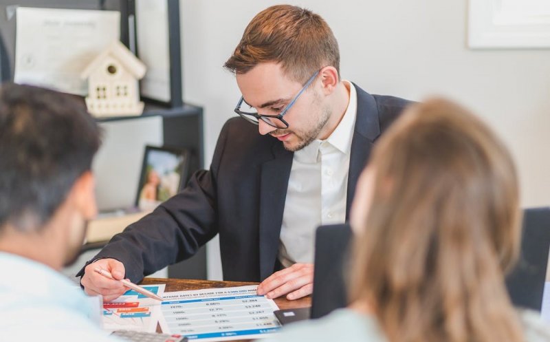 De ce să apelezi la un consultant imobiliar?