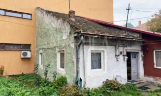 Preţul halucinant care se cere pentru o cocioabă lipită de un bloc din Cluj