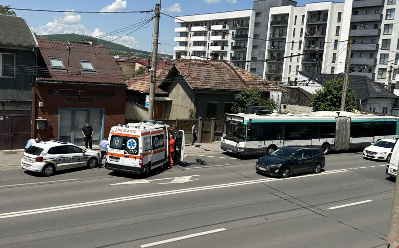Trotinetă vs. bus pe Fabricii