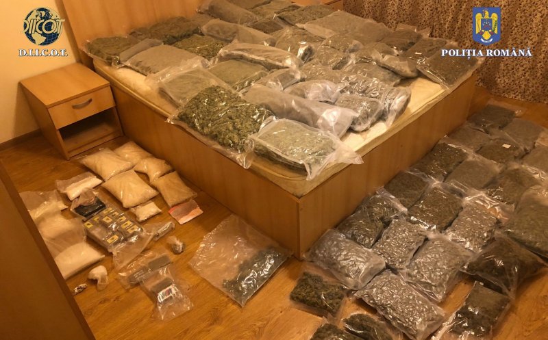 Lovitură dură încasată de traficanții din Transilvania. Zeci de kilograme de droguri confiscate în urma perchezițiilor de la Cluj