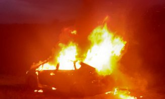Tragedie în județul Cluj. Un om a fost carbonizat în urma unui incendiu auto