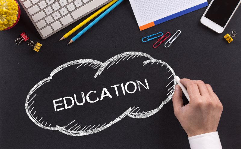 Ministerul Educației, întâlnire cu reprezentanți ai profesorilor, elevilor și părinților pe tema calendarelor examenelor naționale