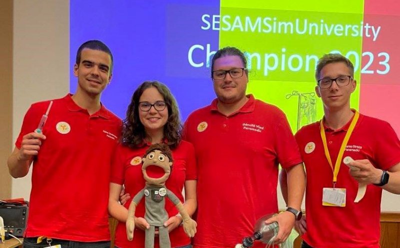 Studenții voluntari SMURD Cluj au obținut vitoria la competiția europeană de simulare medicală SimUniversity