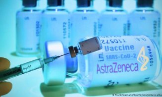 AstraZeneca a fost dată în judecată de o femeie. Ce reclamă că a pățit după vaccin și cât sunt daunele