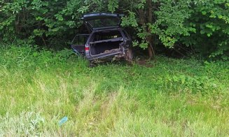 Accident grav pe Vâlcele-Apahida. O mașină a ieșit în decor