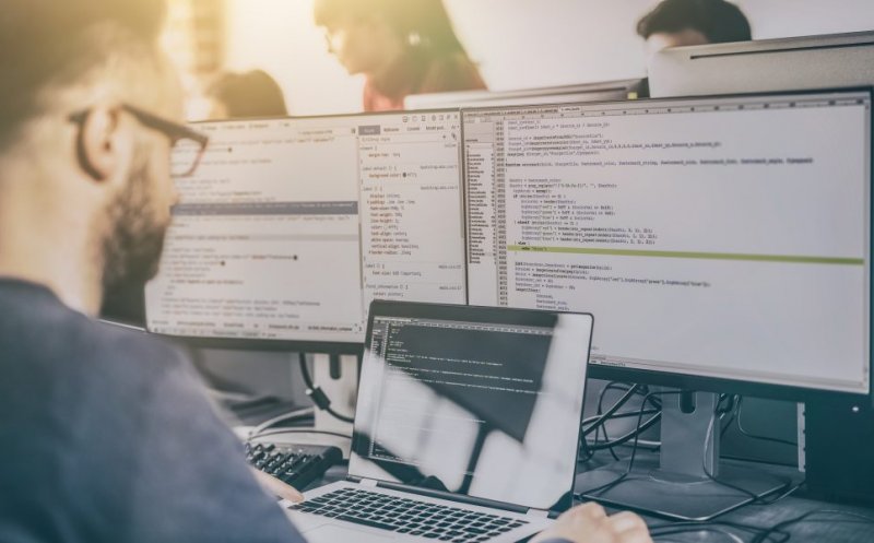 Ciolacu: Nu a existat şi nu va exista o discuţie despre scoaterea facilităţilor de la IT