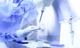Se lucrează la primul vaccin ARNm împotriva cancerului. Când ar urma să fie gata