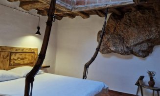 Cătunu' lui Victor, locaţie de vacanţă cu căsuţe vechi de peste 100 de ani
