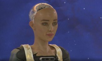 Roboţi umanoizi au afirmat într-o conferinţă ONU că ar putea să conducă lumea mai bine decât oamenii