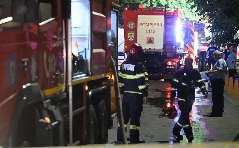 Incendiul de la Spitalul "Robănescu": Pacienții evacuați sunt în stare bună/ A fost afectată izolaţia de pe faţada clădirii spitalului.