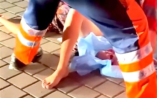 Colegiul medicilor ia apărarea celor 3 medici de gardă de la Spitalul din Urziceni care DORMEAU când a sosit gravida poftită să nască pe trotuar