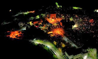 IMAGINI spectaculoase cu drona la Mănăstirea Nicula din Cluj. Zeci de mii de pelerini