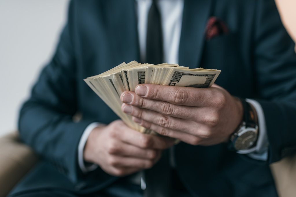 Cine sunt cei mai bogați oameni din lume. Un singur european e în top 10
