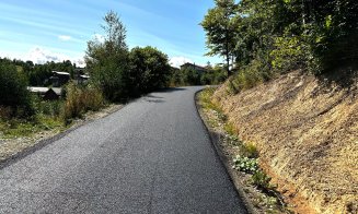 A început asfaltarea pe nou spectaculos drum județean din Cluj! Cât de bine arată