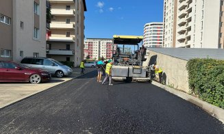 A început asfaltarea pe o stradă din Florești! Primarul Pivariu: „Executantul este în grafic”
