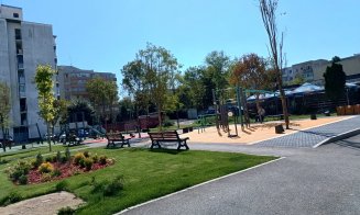 Ultimele finisaje la cel mai nou loc de joacă din Mănăştur