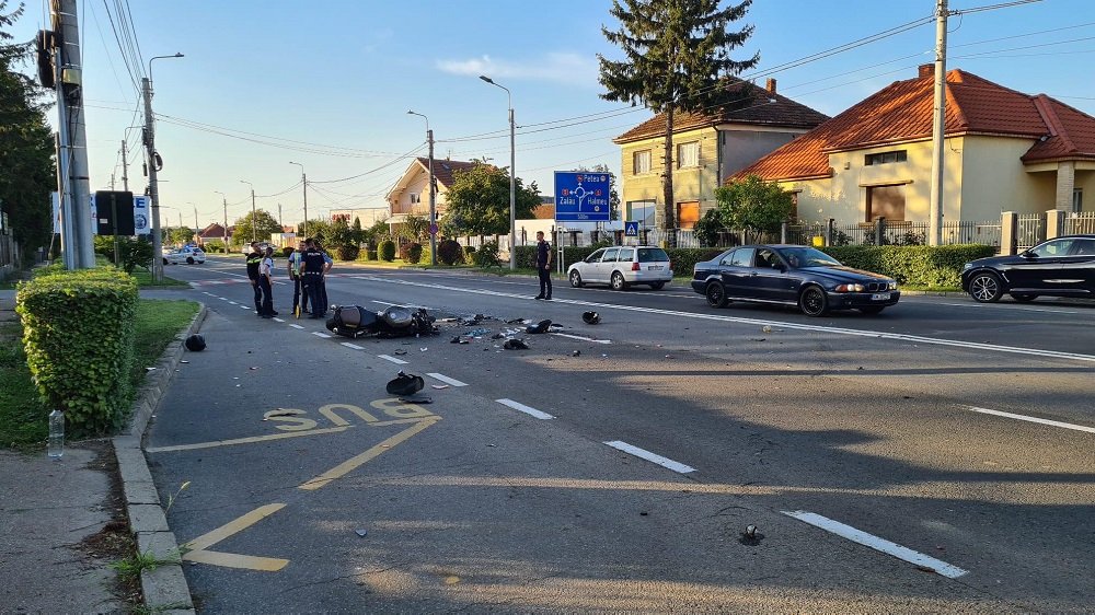 Accident fatal. Un motociclist și-a pierdut viața. În rucsacul lui au fost găsite 450 de grame de droguri
