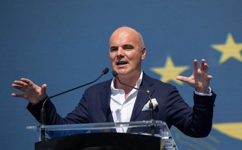 Rareș Bogdan, mesaj din PE în legătură cu intrarea României în Schengen: „Decât în genunchi, tratați ca ultimii oameni, mai bine la coadă!”