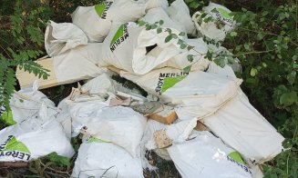 "E dezastru la Becaș, afluent al Someșului, punți din gunoaie. Mergem la curățenie !"