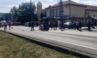 Accident GRAV cu un motociclist în Cluj! Bărbatul este inconștient / Elicopterul SMURD intervine