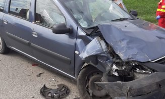 Trei mașini implicate într-un accident pe un drum din Cluj