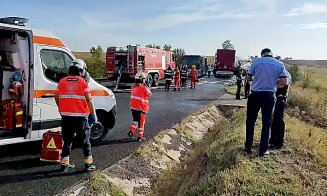 PLANUL ROŞU de intervenție, activat. Accident grav cu 2 autocare şi un TIR