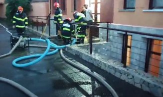 Ploaia torențială care a lovit Clujul a inundat mai multe imobile din oraș! Intervin pompierii