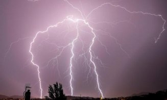 COD PORTOCALIU de fenomene meteo extreme în mai multe localități din Cluj! A fost emis mesaj RO-ALERT