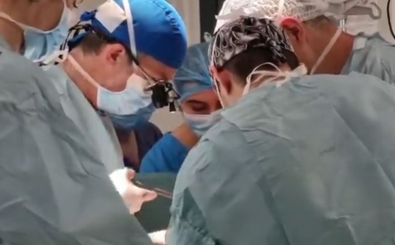 Premieră medicală în România: Inimă artificială implantată la un copil