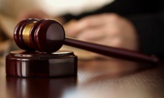 USR şi Forţa Dreptei au atacat la CCR legea privind măsurile fiscale