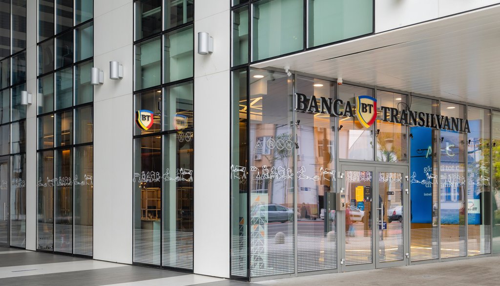Banca Transilvania va distribui dividende în valoare de peste 900 mil. lei. Când primesc acționarii banii